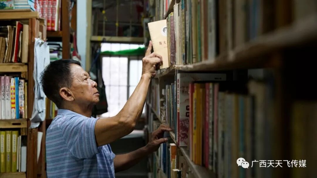 支持！防城港原創微電影《螢火(huǒ)》入圍廣西(xī)微電影大(dà)賽！(圖18)