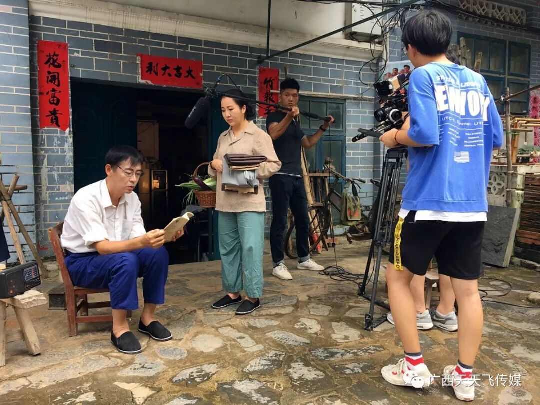 支持！防城港原創微電影《螢火(huǒ)》入圍廣西(xī)微電影大(dà)賽！(圖13)