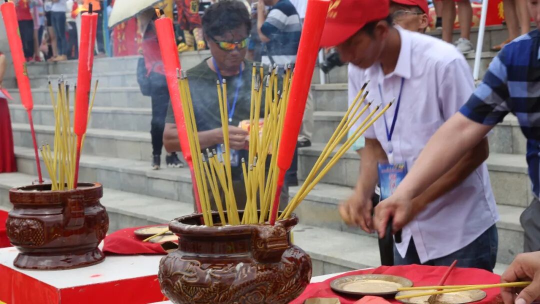 【精彩预告】“盛隆杯”防城港市2018年海上国际龙舟赛即将鸣鼓开赛！(图21)