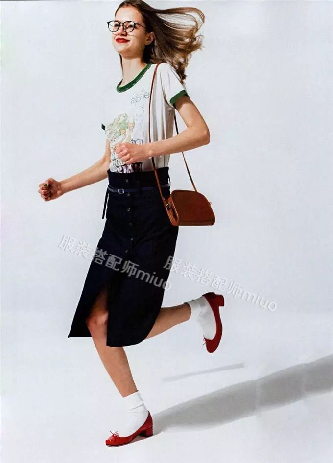 【Miuo】寬鬆直筒連衣裙，怎麼搭才顯瘦有架式？ 時尚 第25張