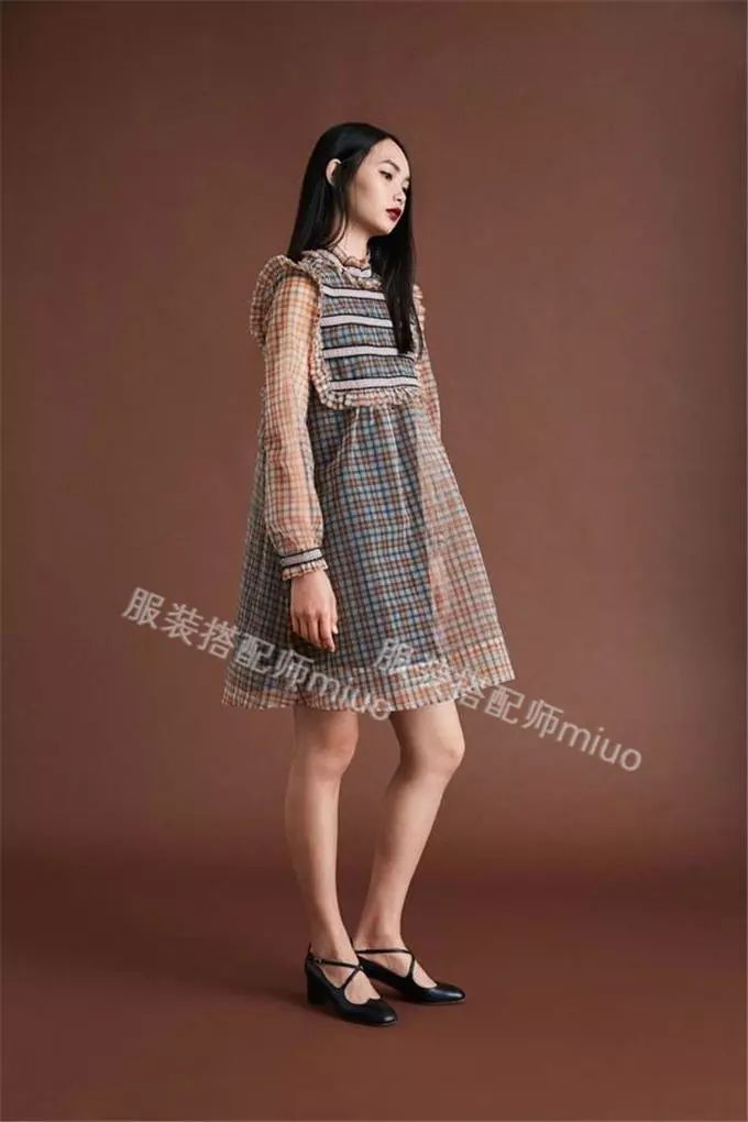 【Miuo】寬鬆直筒連衣裙，怎麼搭才顯瘦有架式？ 時尚 第20張