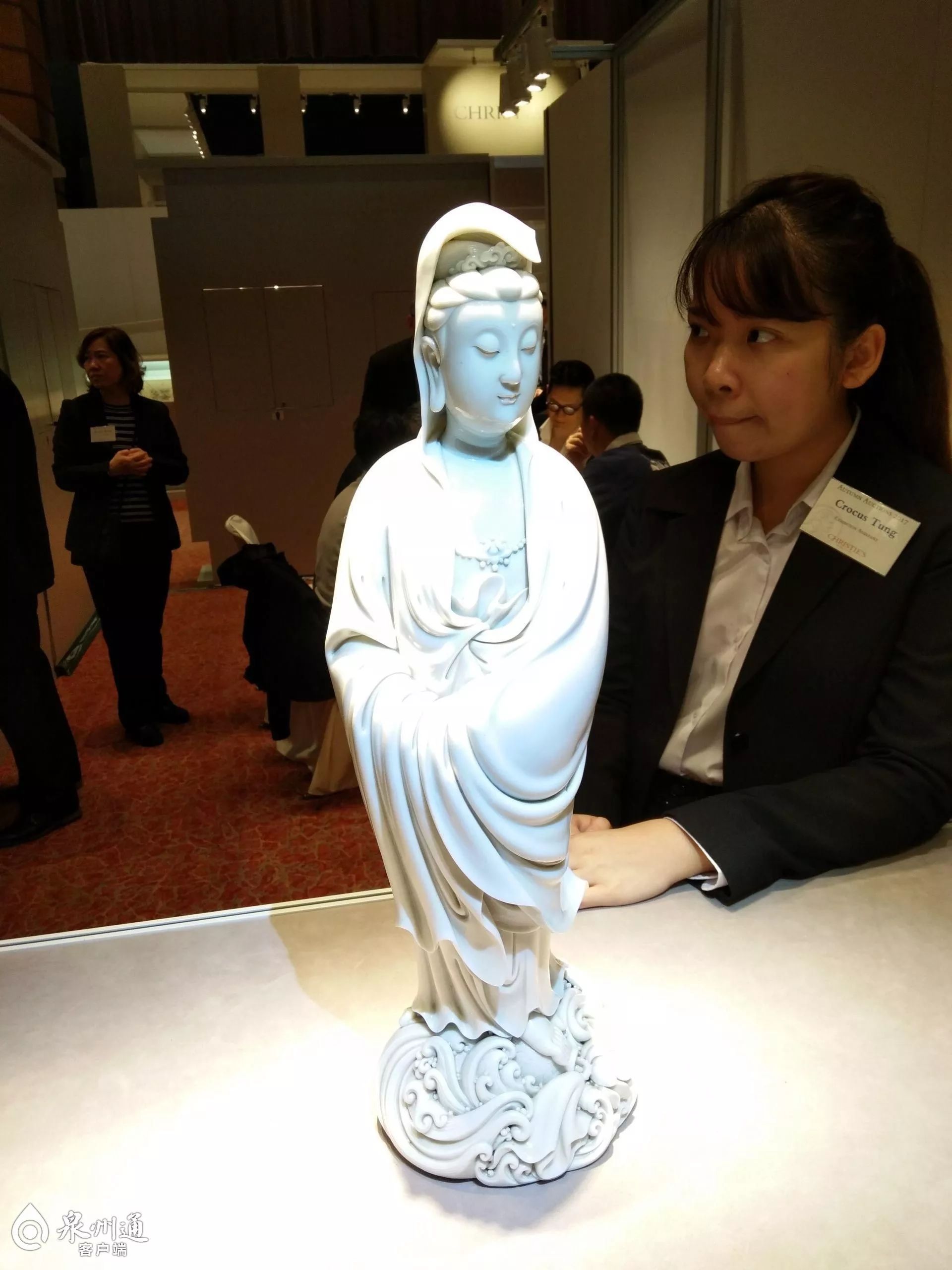 1600万港元落槌!何朝宗渡海观音打破德化白瓷世界拍卖纪录