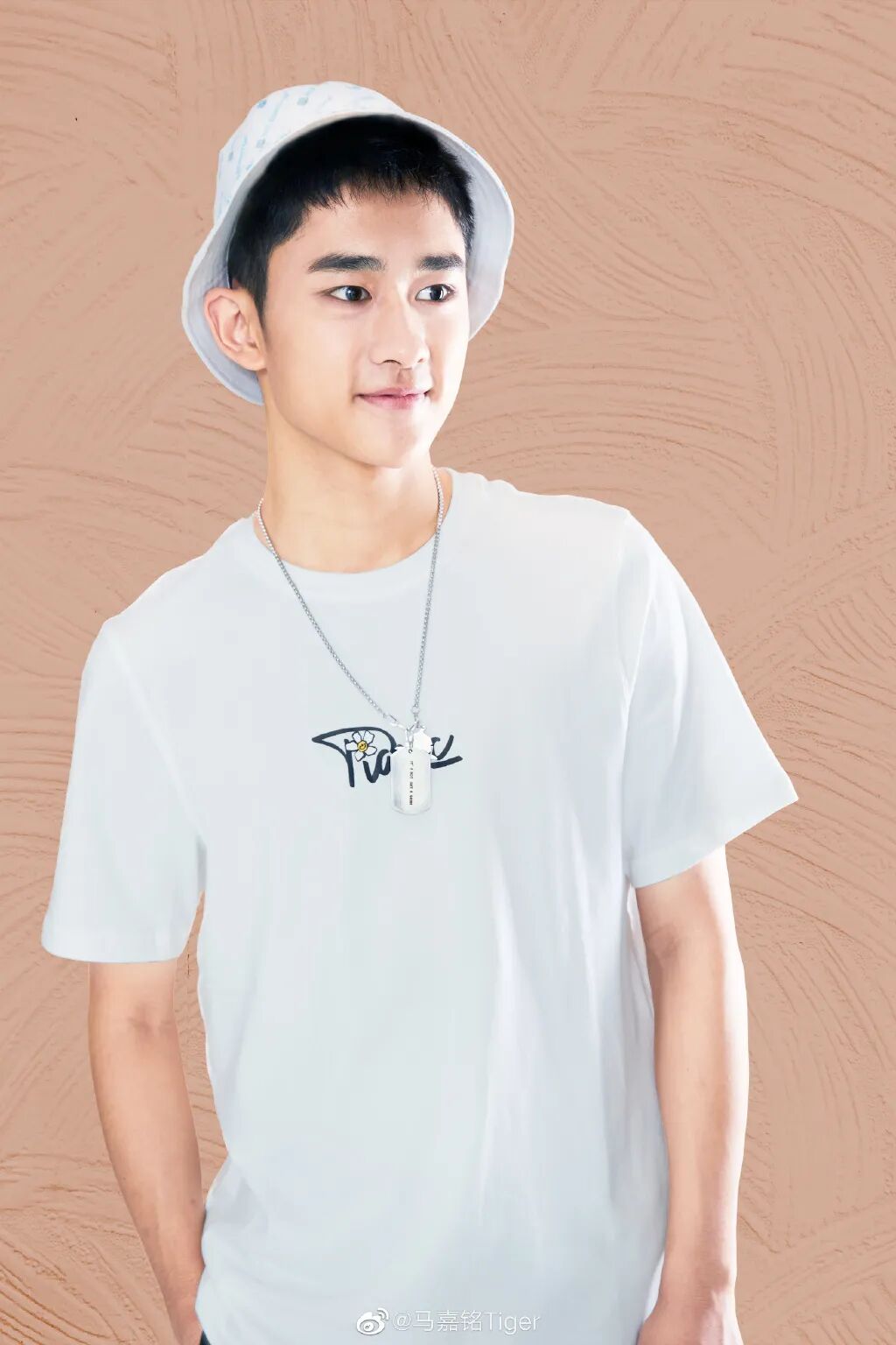 马嘉铭▽硬照挺ok啊▽姬九腾▽不甘心,我决定去这些男孩子们的微博