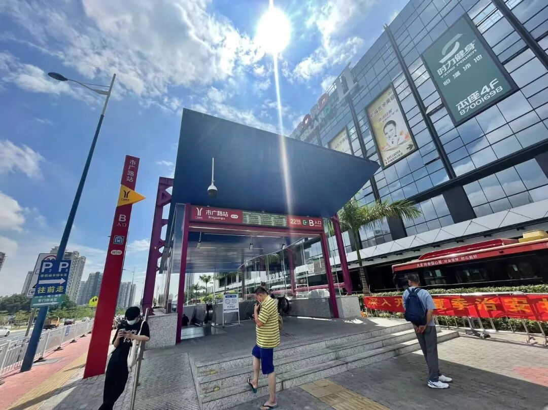 4.6万/㎡起！巨无霸社区的山景现房，买？