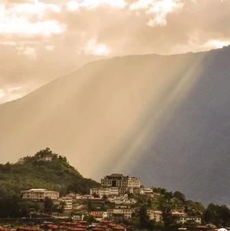 全球十大最适合隐居的城市，西藏墨脱入选