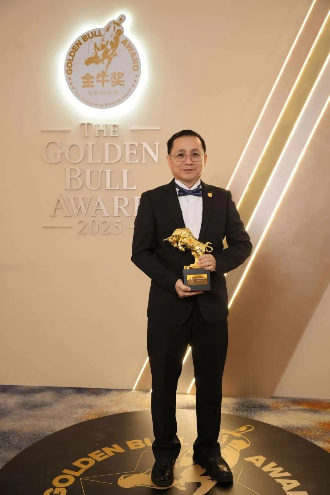 喜報(bào) ▏微松科技馬來(lái)西亞代理商EXCEL TEST SDN. BHD.榮獲“金牛獎(jiǎng)