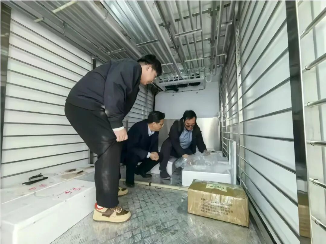 浙青專家團賦能海西發(fā)展 ▏微松科技：為援青冷鏈車裝上 “智慧大腦