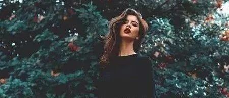 初春裙子这样穿，让你瘦10斤、变腰精！