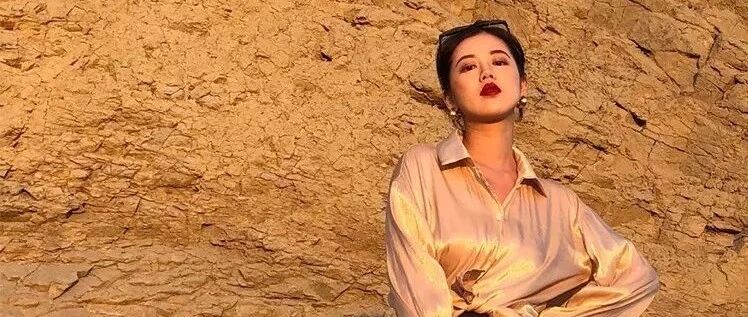 比阔腿裤更时髦显瘦的裤子来了！让你腿显超长