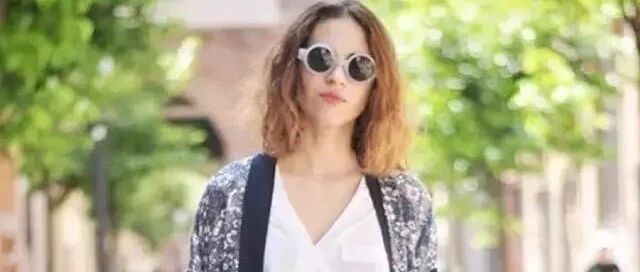 这条裤子最不挑腿型，你一定可以穿得好看！