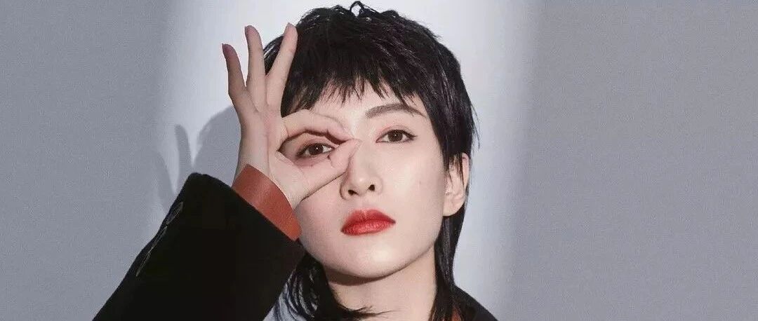 今秋最流行的5件内搭+外套，时髦到犯规！