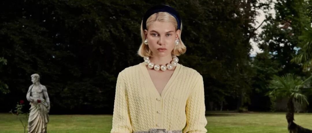 “ 毛衣 ” 失宠了？2021就要穿 “ 这几件薄外套+裙子 ” ，美炸！