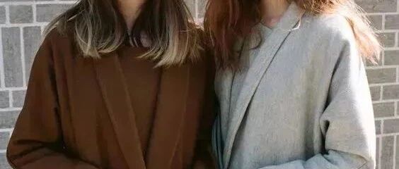 黑色大衣再好看，春节也别穿！22年买大衣，首选这3种“颜色”