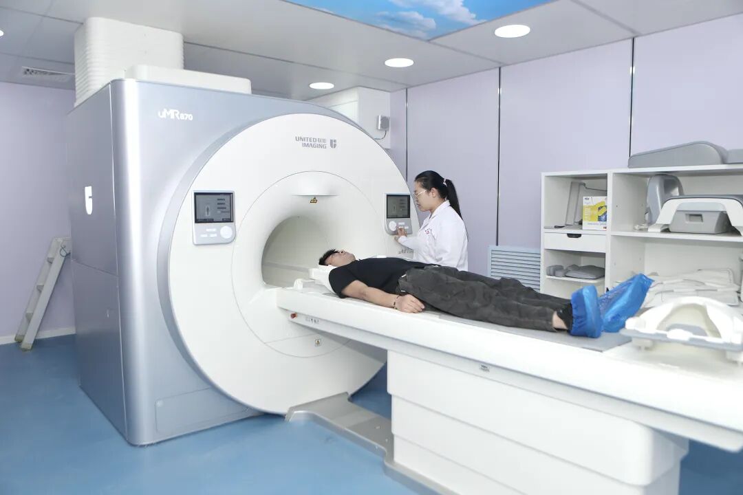 联影磁共振怎么样更先进、更高效、更精准—联影3.0T超导磁共振落户武城县人民医院_https://www.jmylbn.com_新闻资讯_第3张