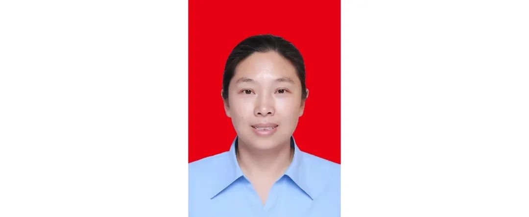 黄桃翠 图片