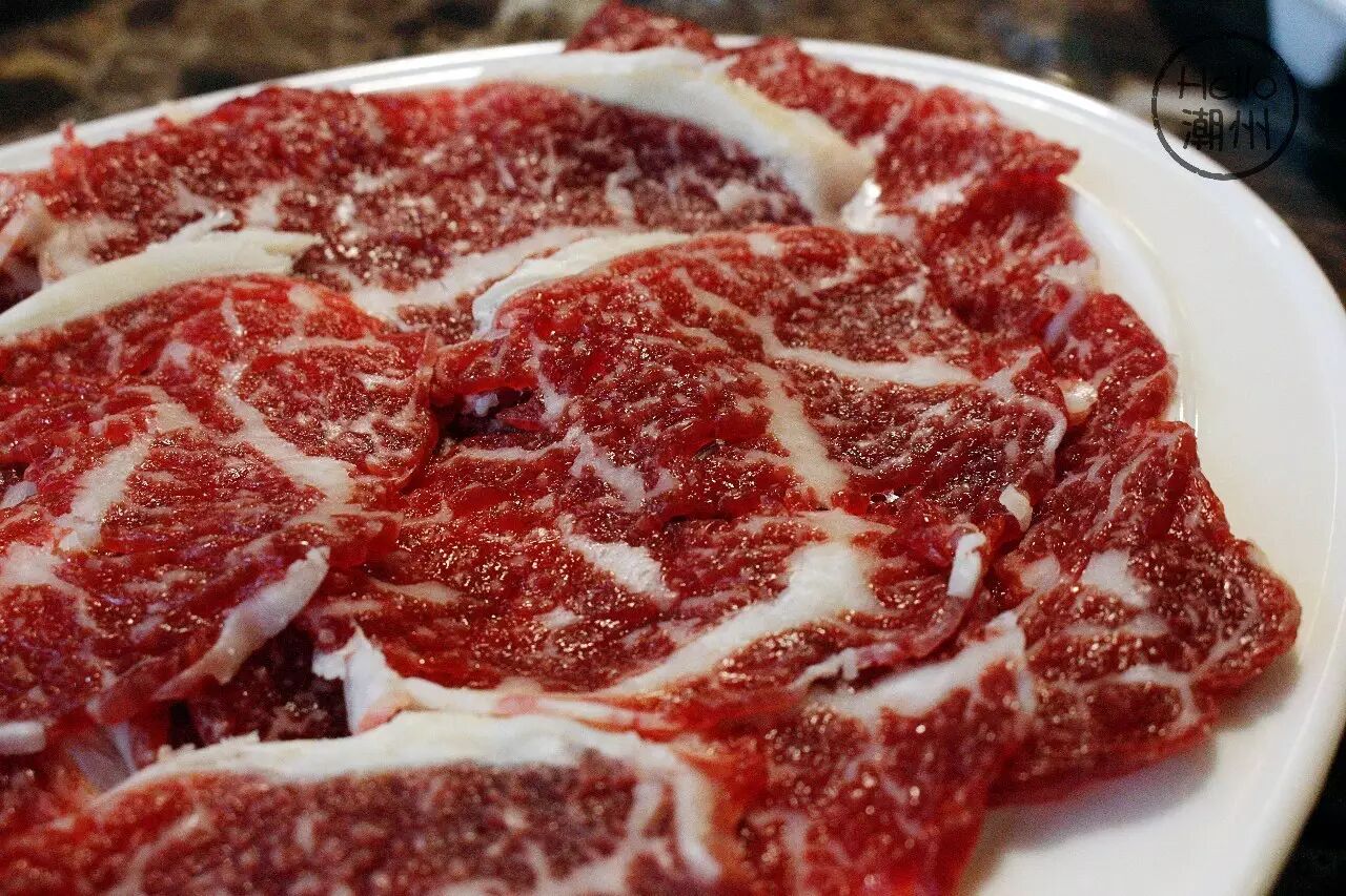 各位吃货好,现在为您插播一条潮州牛肉火锅的大新闻!