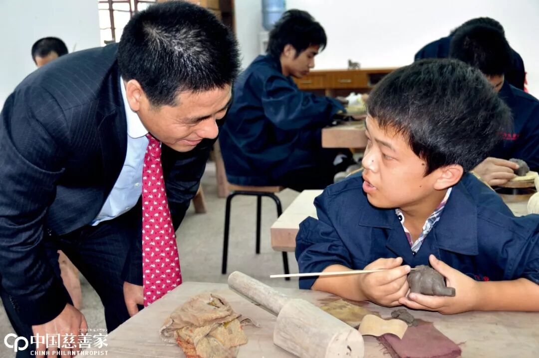 “电缆大王”蒋锡培：本色生长三十年