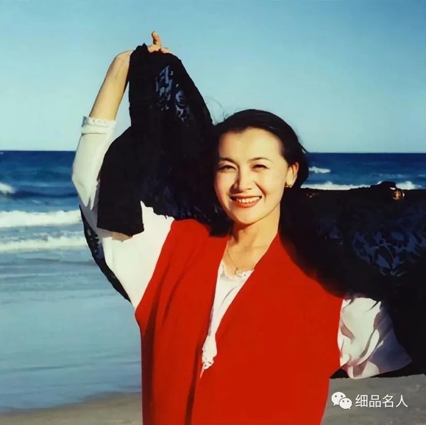 著名演员李媛媛:父亲与她接连患癌离世,她的两任丈夫后来怎样了