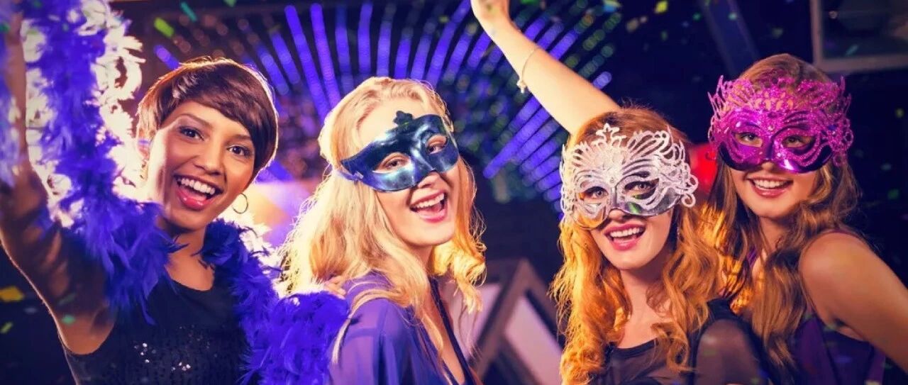 金窝银窝不如办公桌？错！这个假期不如来这