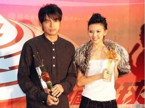 周杰伦新歌试听_周杰伦新歌鞋子特大号 mp3_周杰伦的新歌