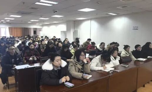 南明区教育局召开全区校外培训机构寒假工作布置会