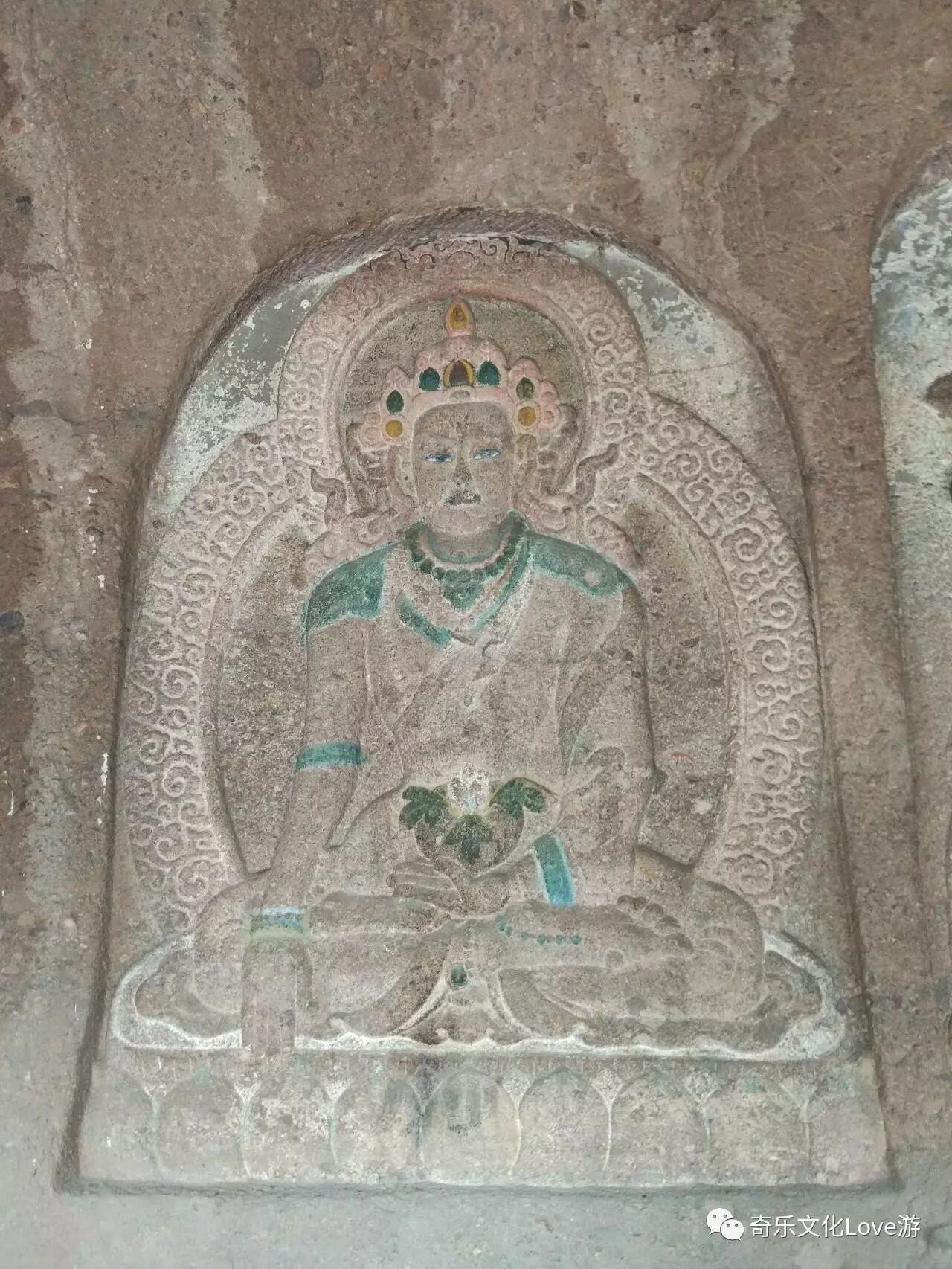 巨壁佛光宝山寺 <wbr>亿年石挺磬锤峰 巨壁佛光宝山寺 <wbr>亿年石挺磬锤峰