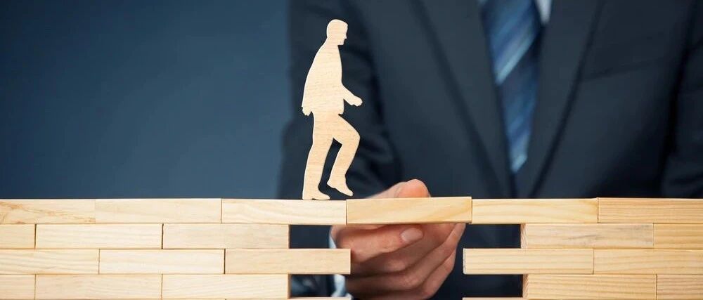 一顿操作猛如虎！分行利润率超150%！