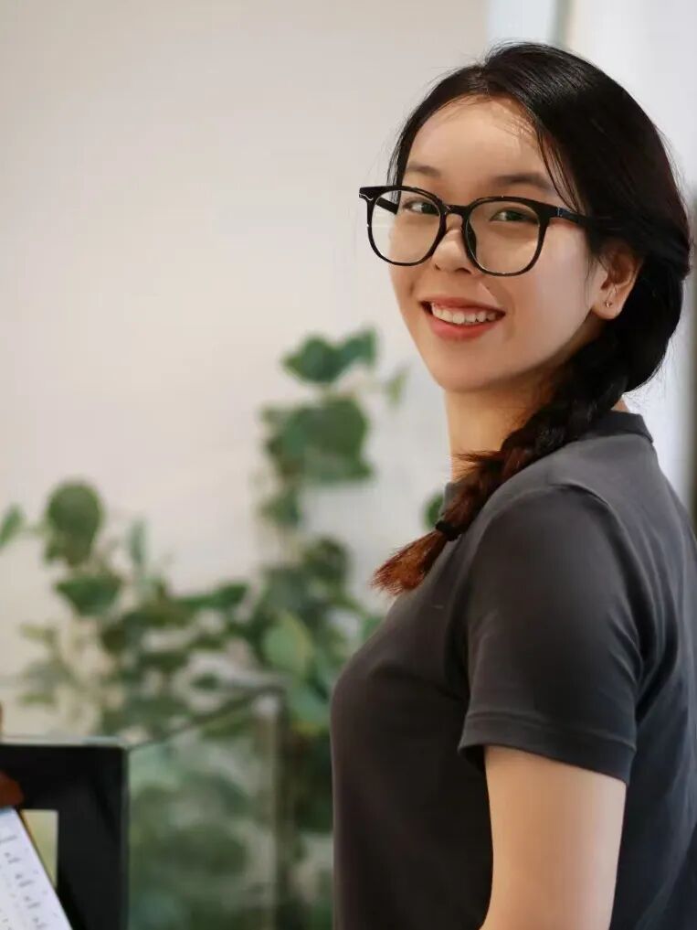 个人形象照2.jpg