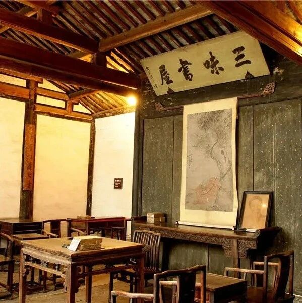 第3156季【曹静专栏】读王君老师的课：诵读型文本教学教什么——兼读《王君语文创新教学十一讲》《更美语文课2》