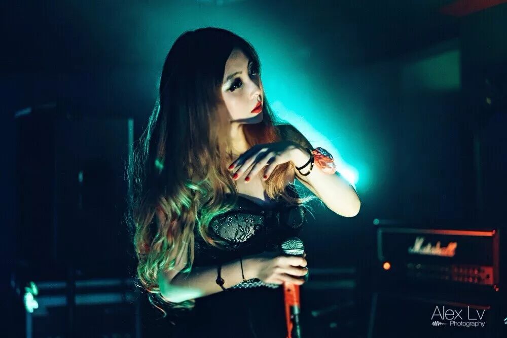 %name 【江小白】把你从无聊中【唤醒】原创音乐节 强势来袭，文艺小青年们2018燥起来！