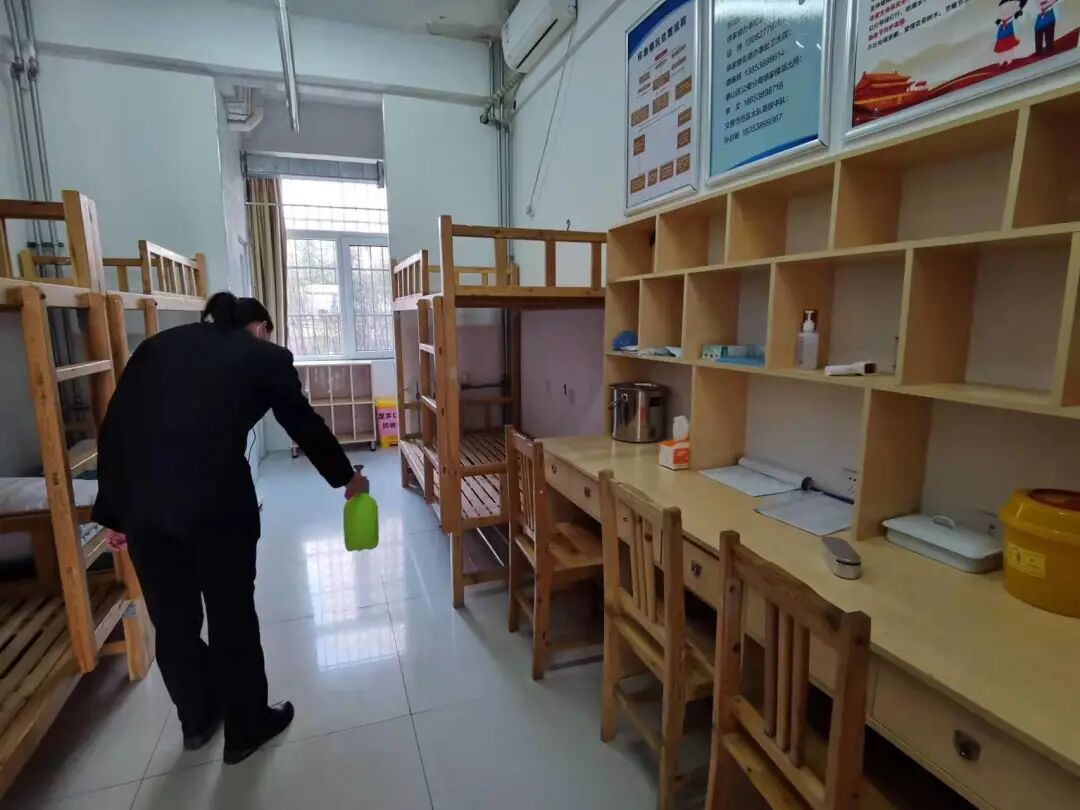 同心抗疫,温暖随行——泰山崇远学校春季开学疫情防控演练