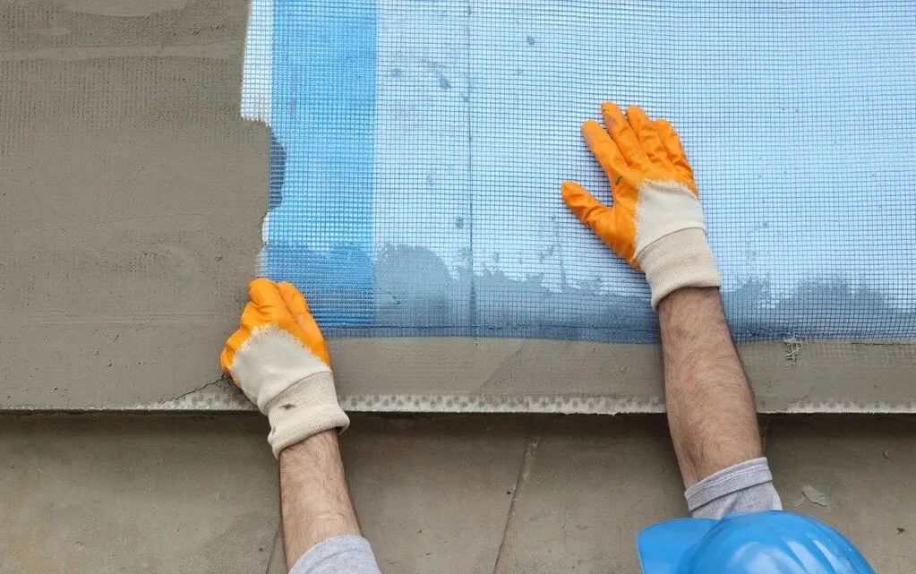 从了解到选择，保温砂浆为建筑加层“保暖护甲”