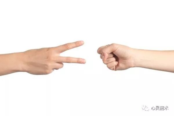 剪刀石头布稳赢的方法_石头剪刀布必胜方法_剪刀石头布取胜技巧
