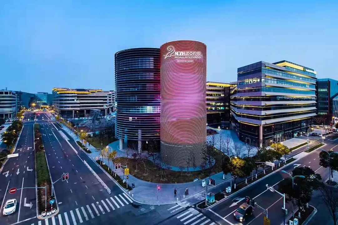 巴伦周刊理性繁荣与品质发展诺亚财富转型成效初见全球资产配置发力