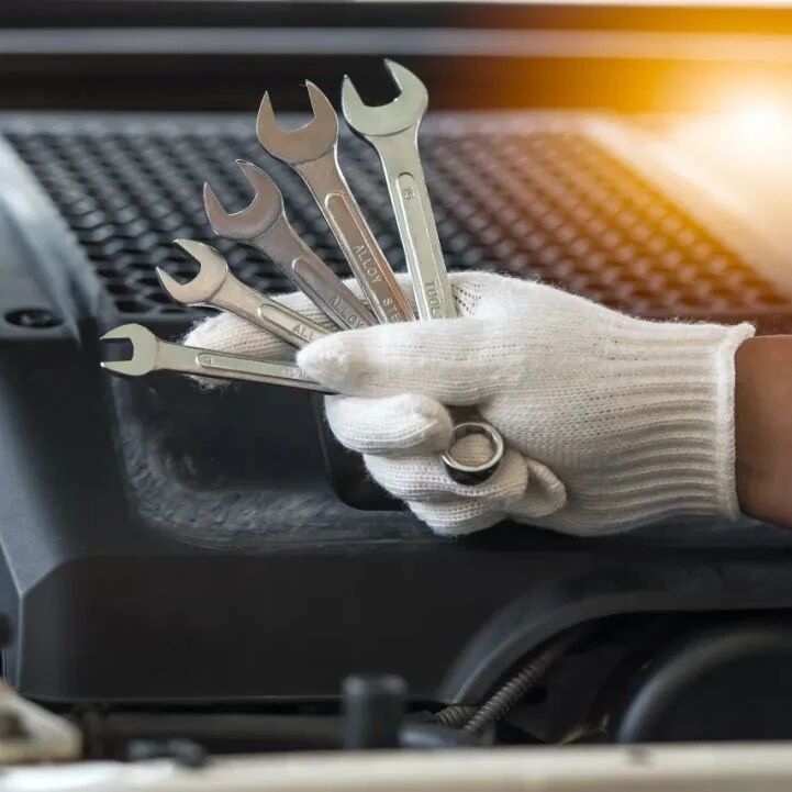 汽车新“三包法”落地3个月，“宁修不退换”的利益逻辑与车主诉求仍难调和 | 经观汽车