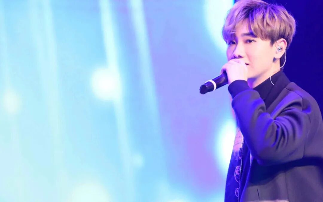 汪苏泷章若楠合唱牵手了