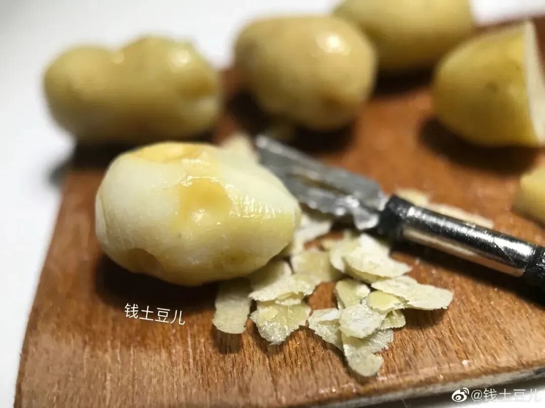 90后宝妈的“以假乱真”粘土作品，征服了几十万网友，获得疯狂怒赞！（组图） - 56