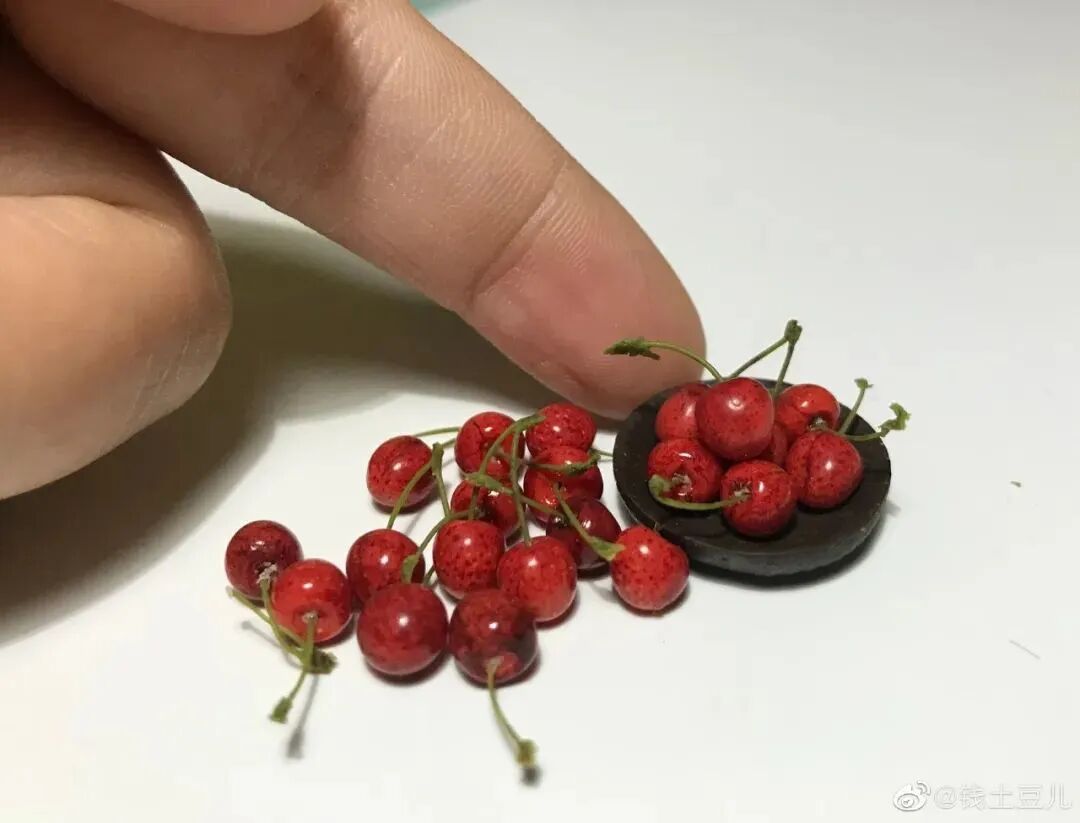 90后宝妈的“以假乱真”粘土作品，征服了几十万网友，获得疯狂怒赞！（组图） - 9
