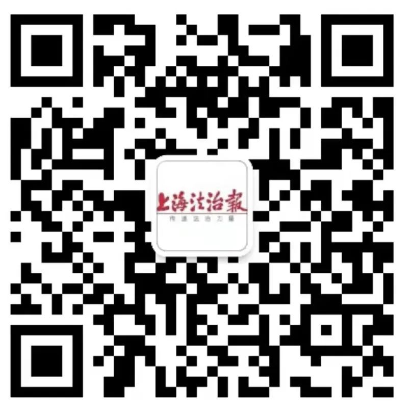 小区外墙瓷砖32楼砸下 9辆车瞬间损毁