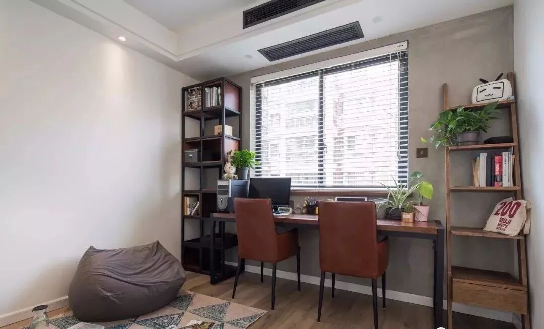 109平的北欧风三房，有个简单的书房，装修花了22万！