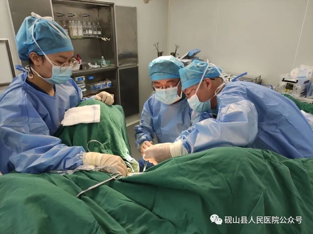 尿道张力过强怎么办【新技术】砚山县人民医院泌尿外科成功开展了砚山县首例经闭孔无张力尿道中段悬吊术_https://www.jmylbn.com_新闻资讯_第2张