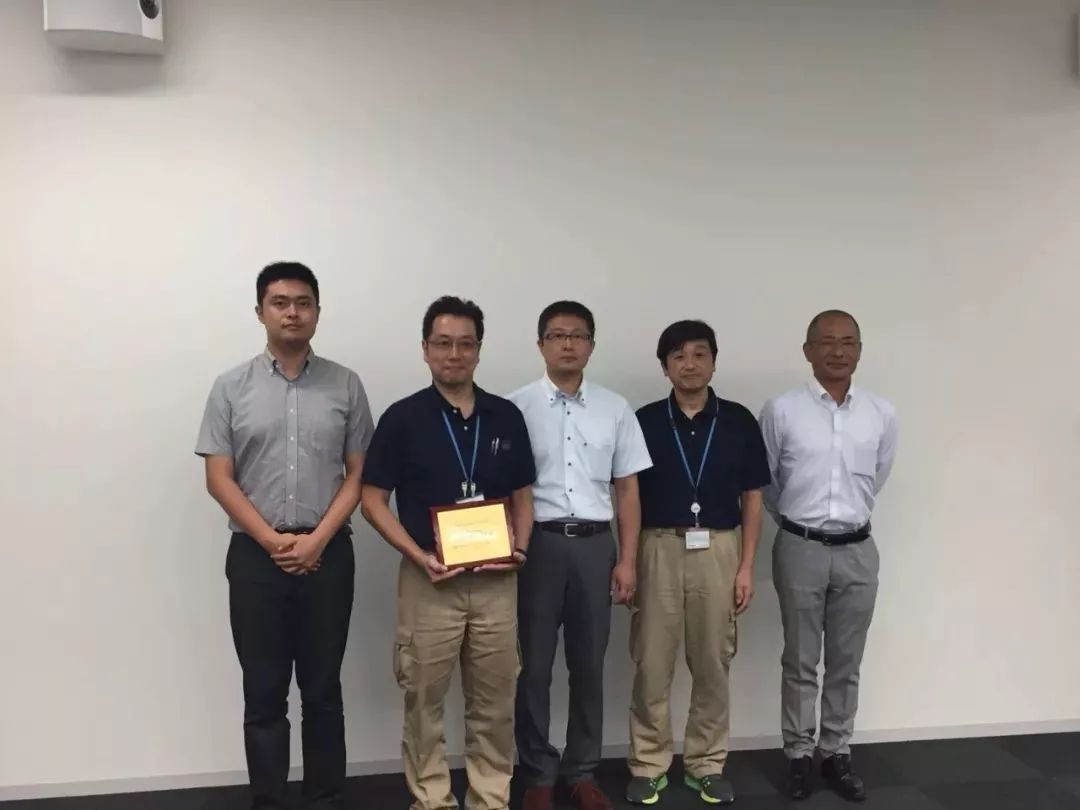 宣傳冊印刷制作公司_工控公司宣傳3d制作_宣傳單頁印刷尺寸