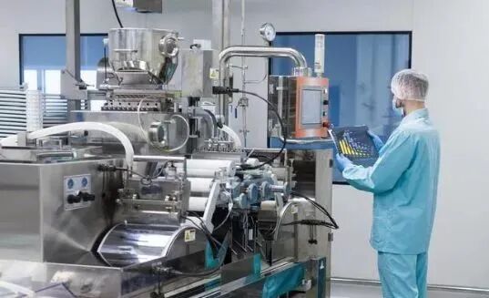 工廠“數控技術員”月薪接近一萬，為什么很多人卻還是辭職？的圖2