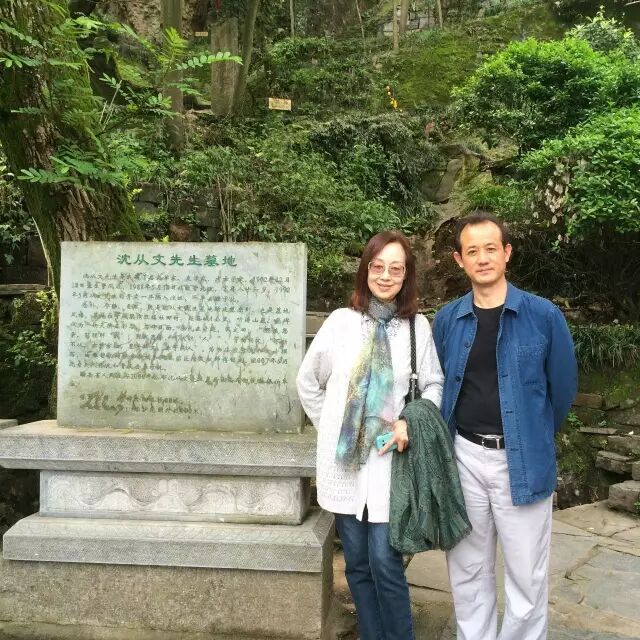 墓碑不会战胜生命,因为两者之间没有战争 | 李辉