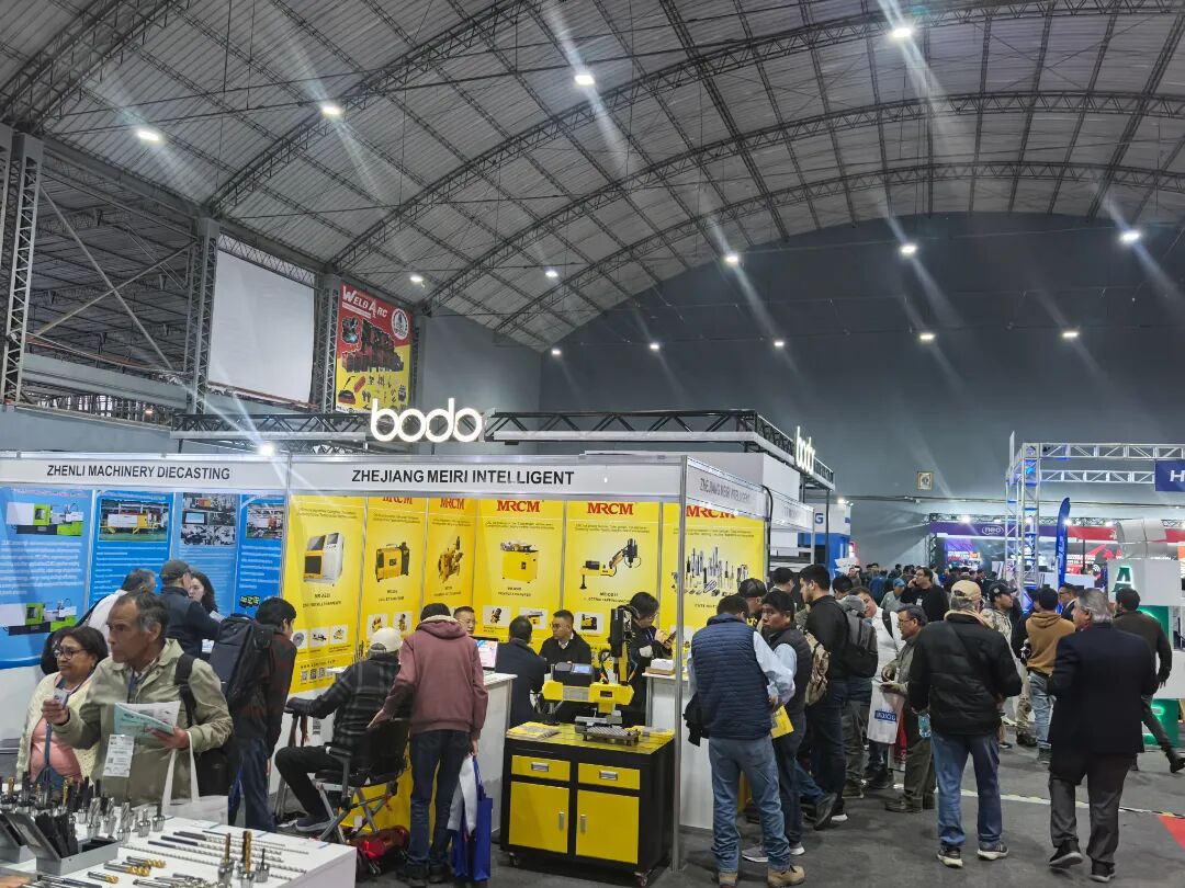 展会盛况1.jpg
