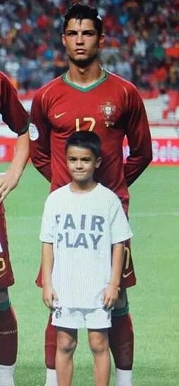 2022冬奥会举办城市_2022世界杯在哪里举办几月份举办_中国举办世界杯的希望2018-2022