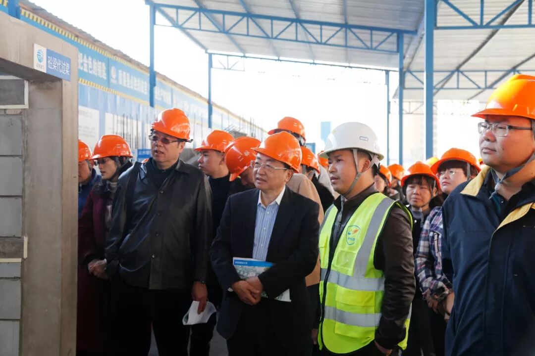 理想焦家良参加调研龙院上峰村民回迁房建设工作