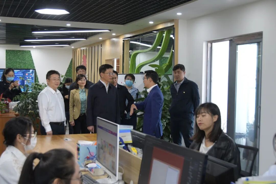 云南省委副书记王予波莅临元阳梯田云视察指导，助力云品出滇