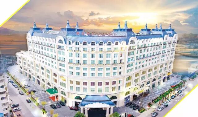 汕尾显达酒店汕尾的第一只螃蟹360万人中只100人有幸品尝够胆你就来