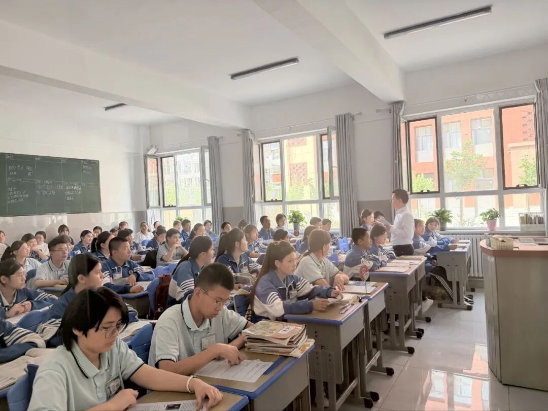 校际交流 | 跨越山河研教艺 携手湘吐育芳华——湘潭市益智中学赴疆开展学习交流活动